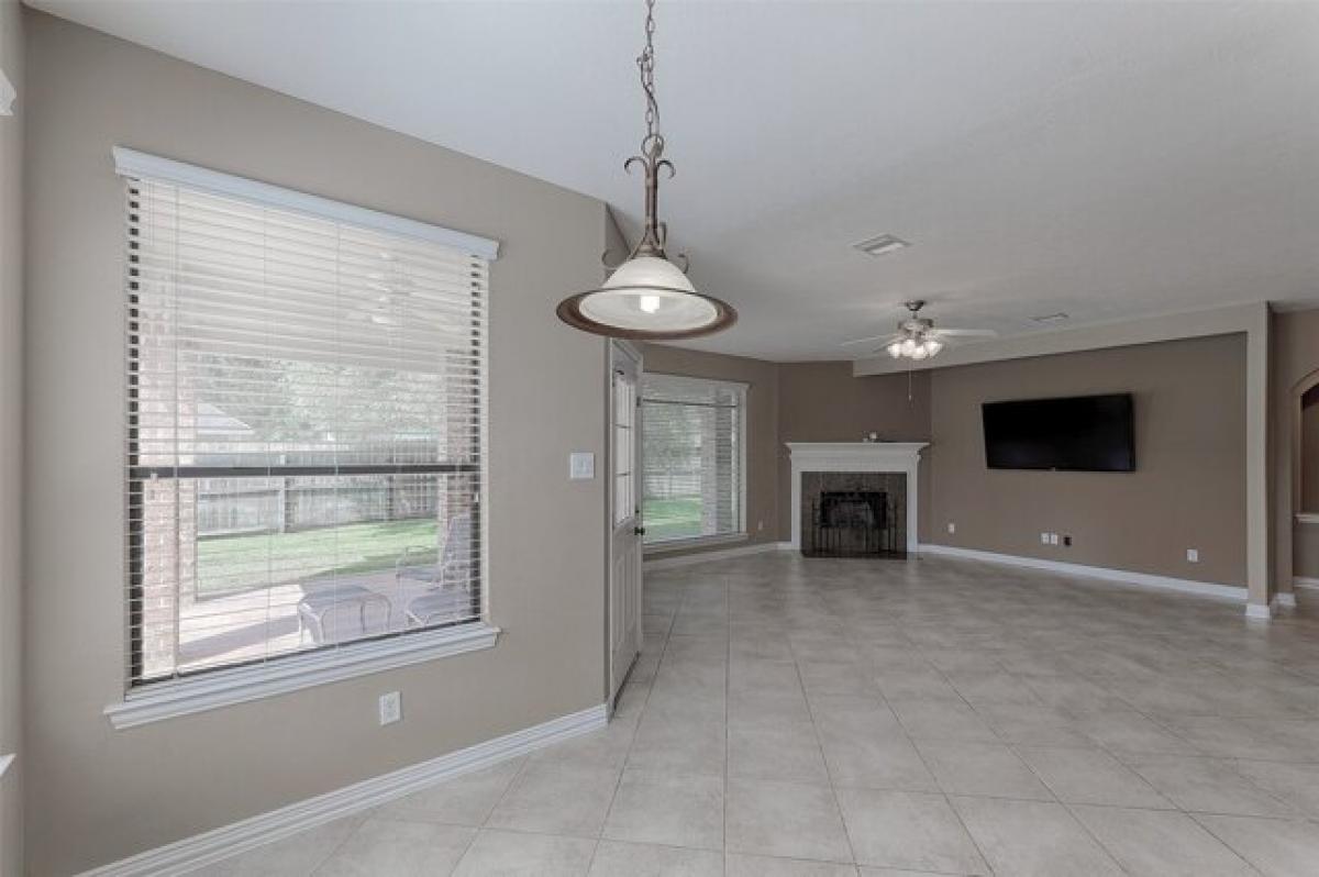 Picture of Home For Sale in Montgomery, Texas, United States