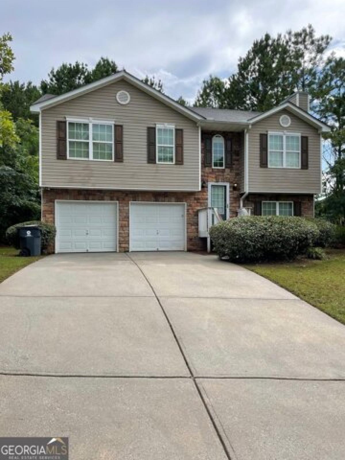 Picture of Home For Sale in Union City, Georgia, United States
