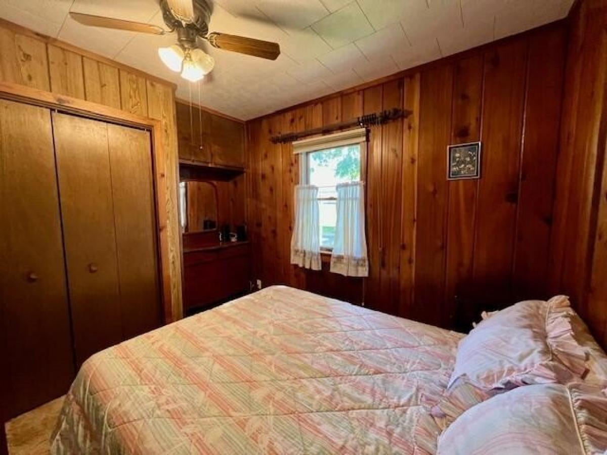 Picture of Home For Sale in Grayling, Michigan, United States