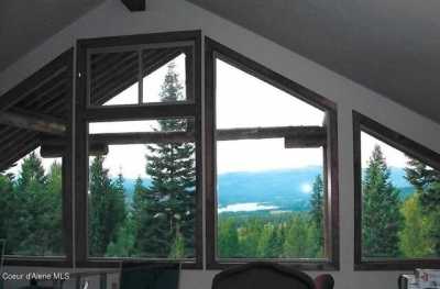 Home For Sale in Sagle, Idaho