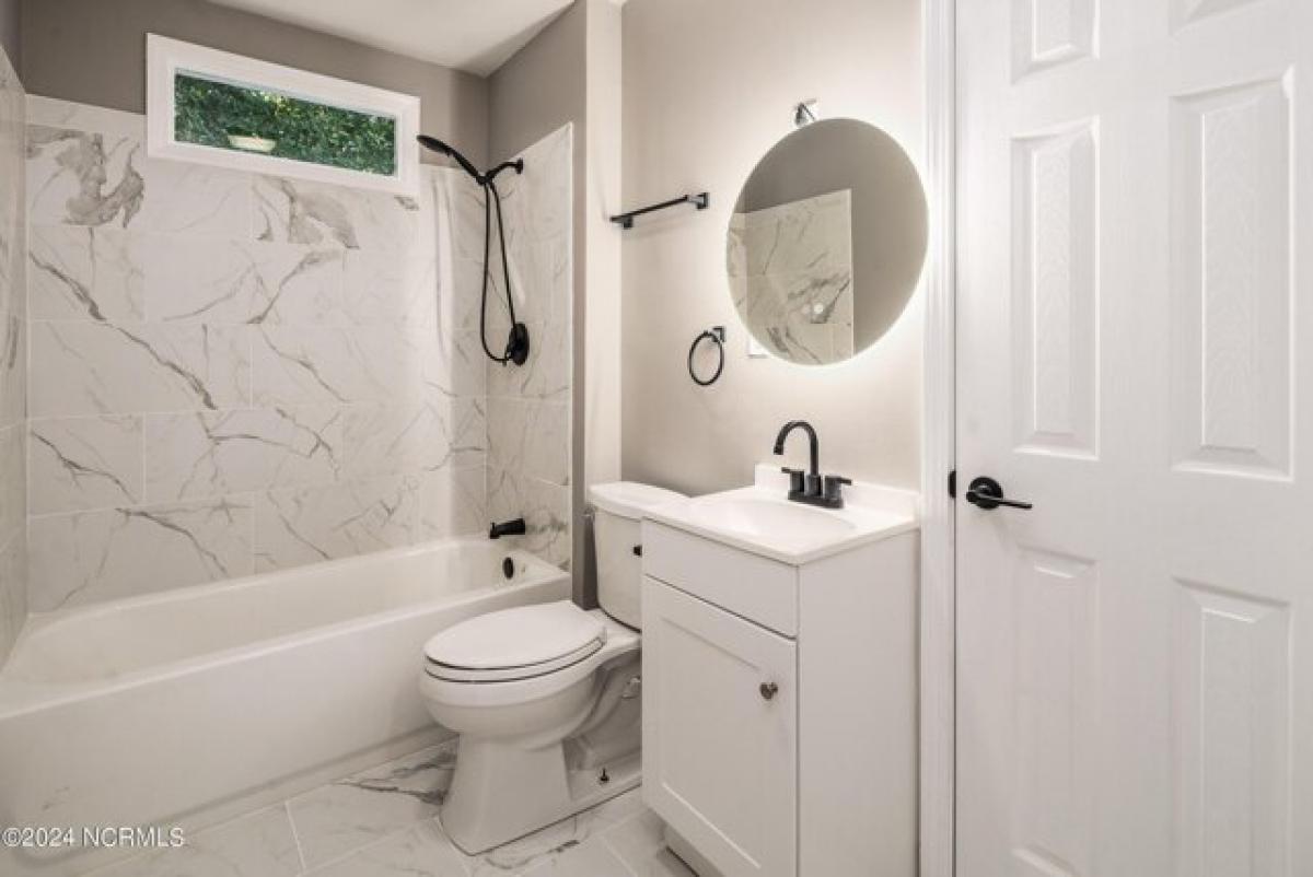 Picture of Home For Sale in Greenville, North Carolina, United States