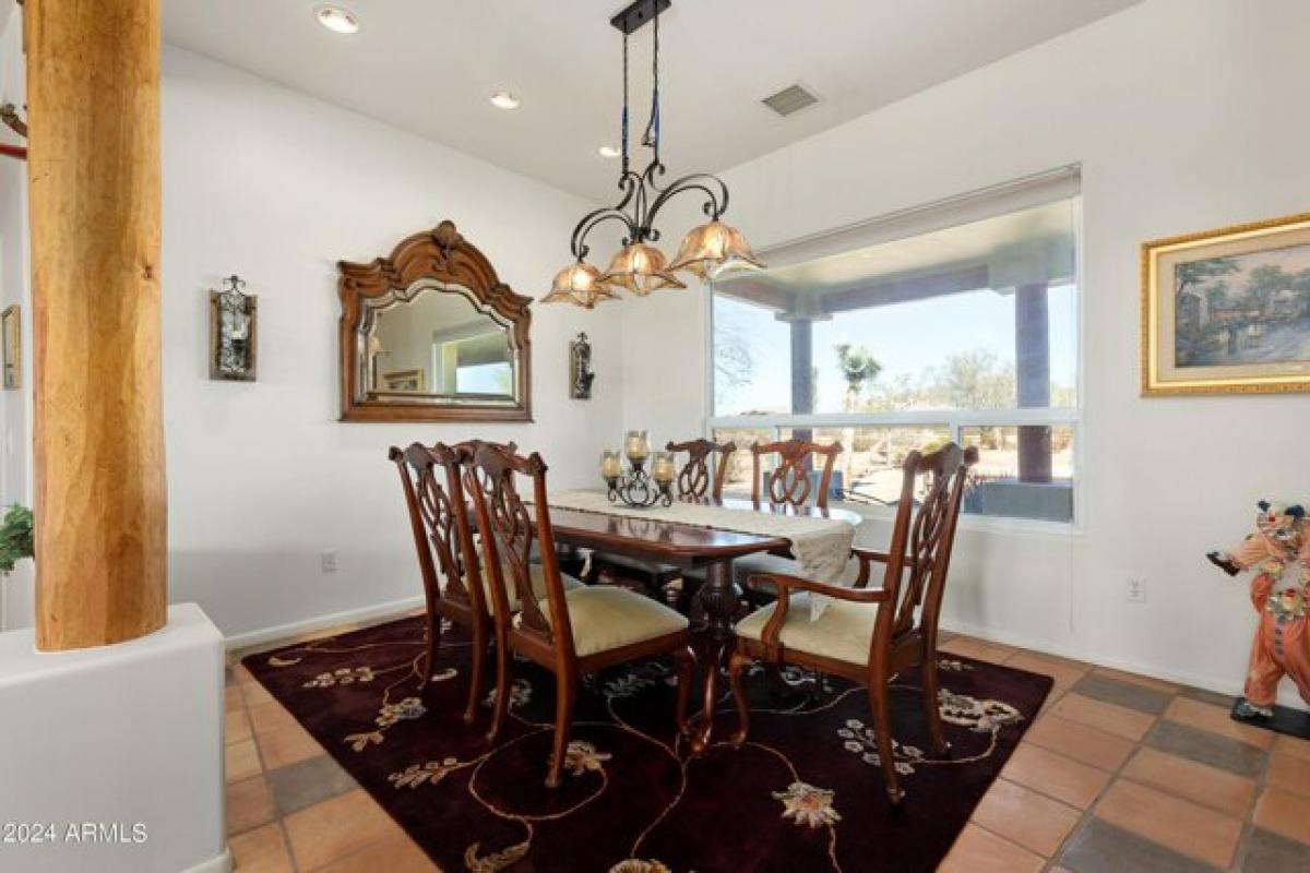 Picture of Home For Sale in Casa Grande, Arizona, United States