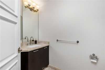 Home For Sale in Glendale, California