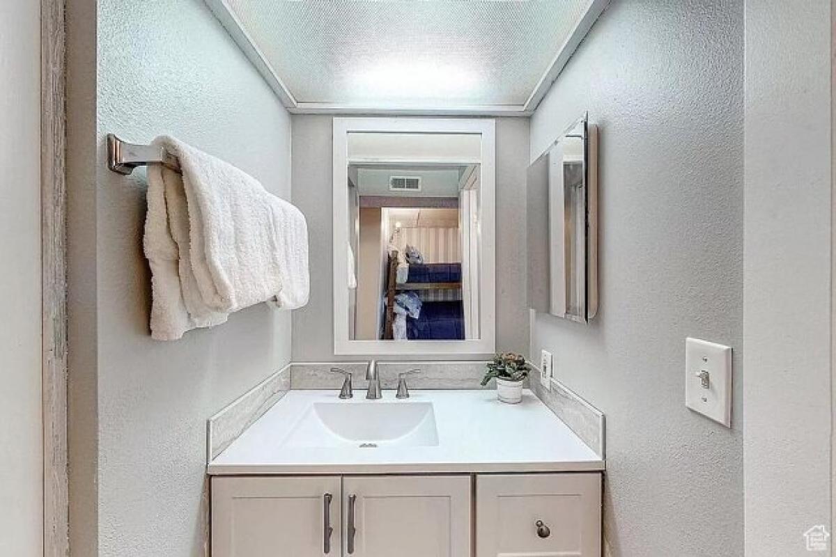 Picture of Home For Sale in Brian Head, Utah, United States