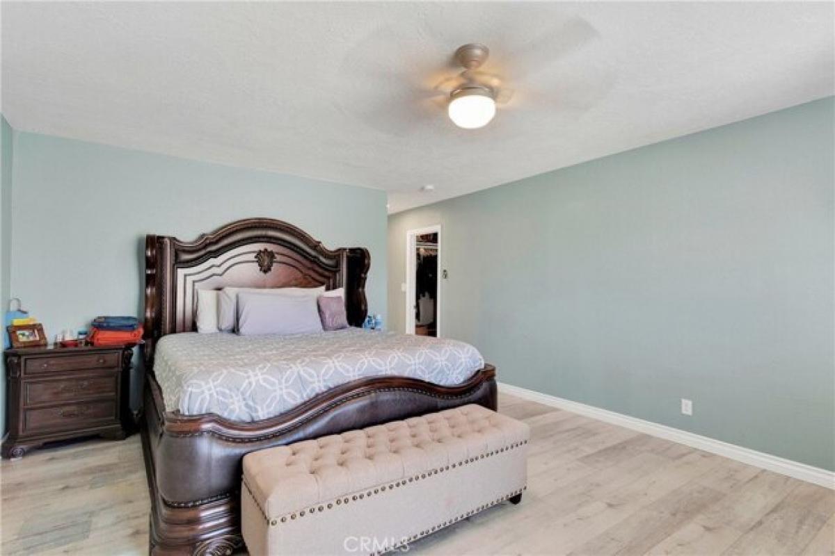 Picture of Home For Sale in Apple Valley, California, United States