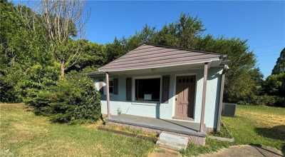 Home For Sale in High Point, North Carolina