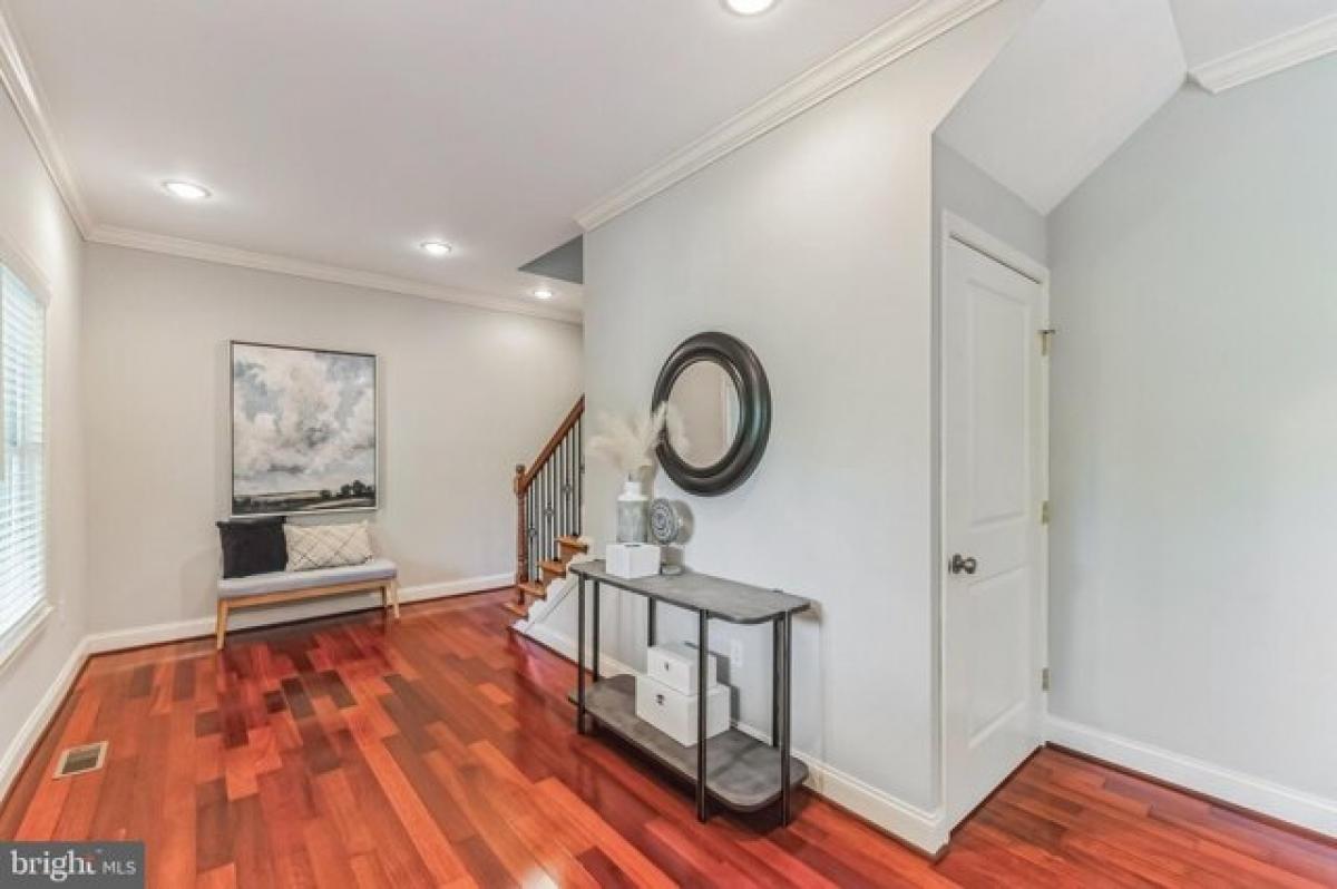 Picture of Home For Sale in Leesburg, Virginia, United States