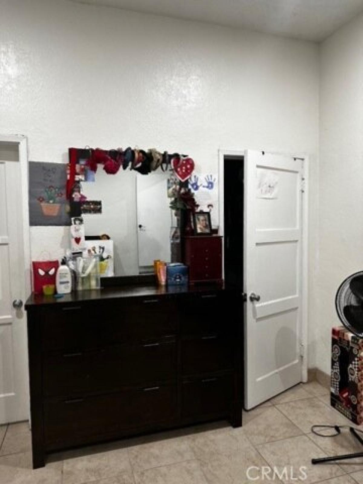 Picture of Home For Sale in San Bernardino, California, United States