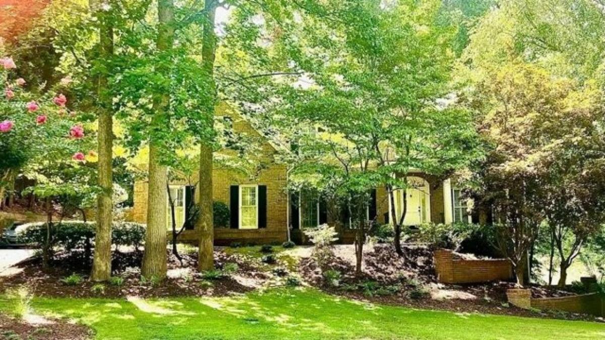 Picture of Home For Sale in Alpharetta, Georgia, United States