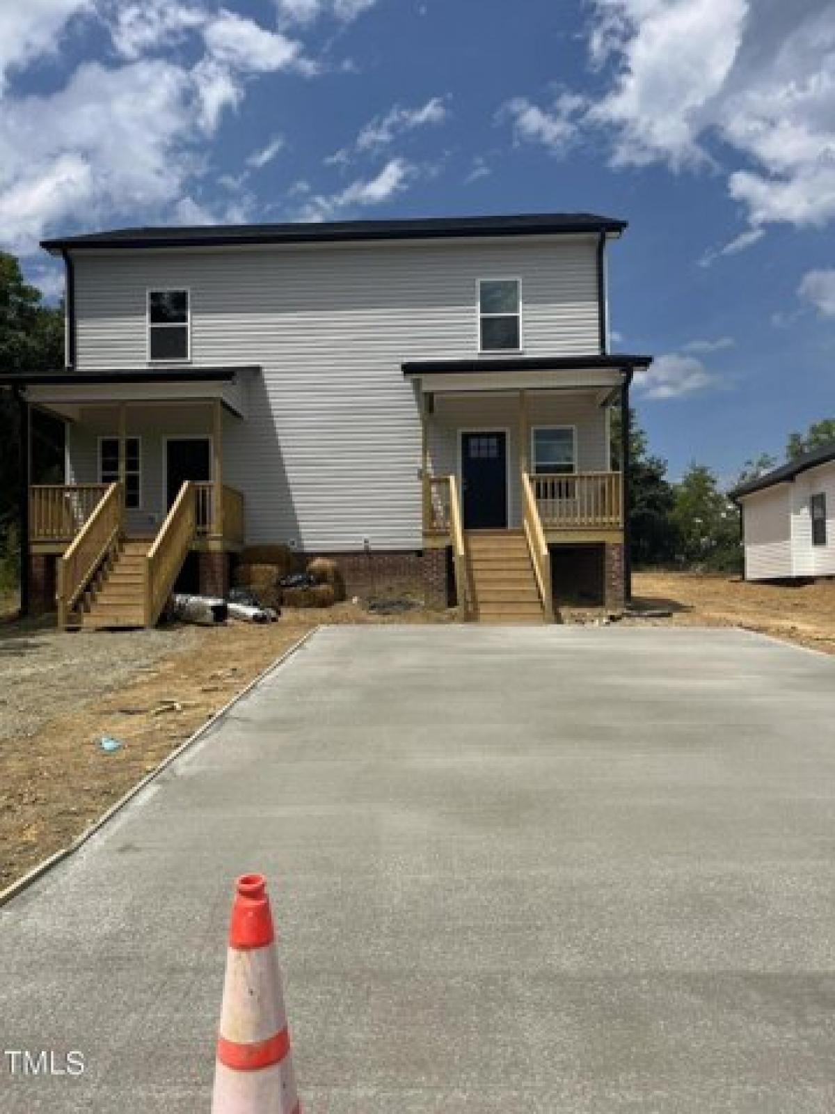 Picture of Home For Sale in Burlington, North Carolina, United States