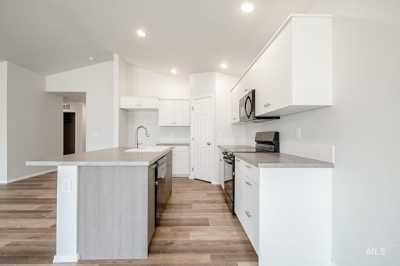 Home For Sale in Meridian, Idaho