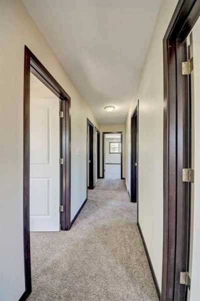 Home For Sale in Marion, Iowa