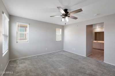 Home For Sale in Goodyear, Arizona