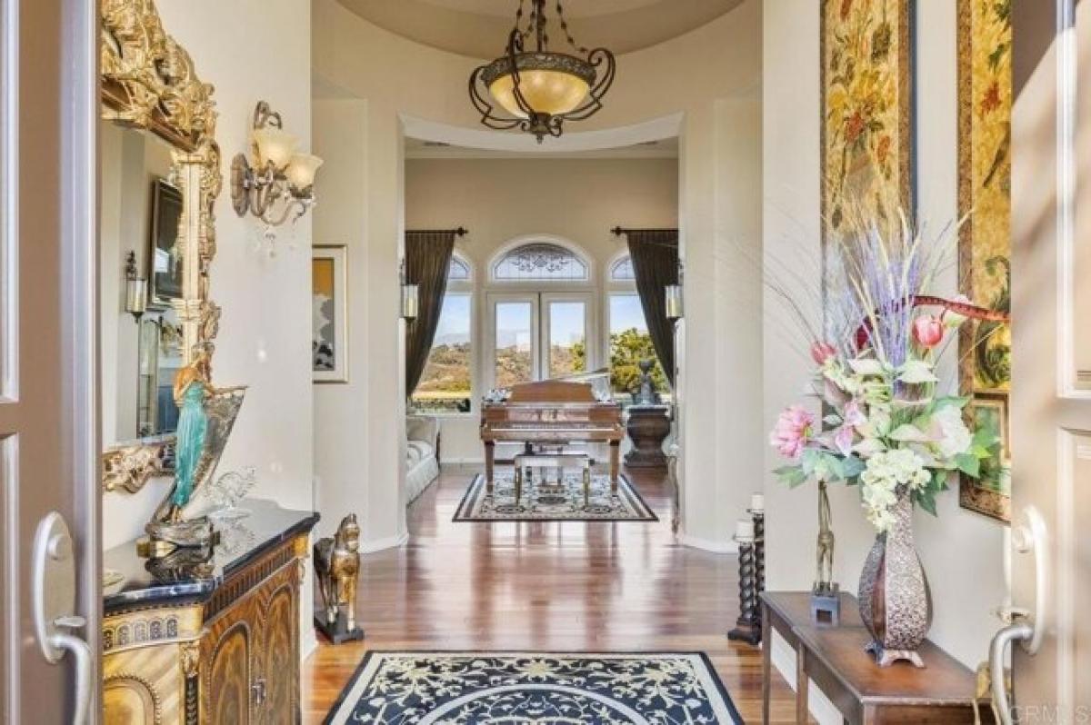 Picture of Home For Sale in Vista, California, United States