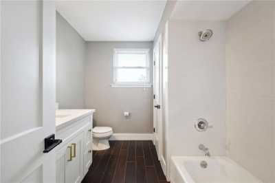 Home For Sale in Metairie, Louisiana