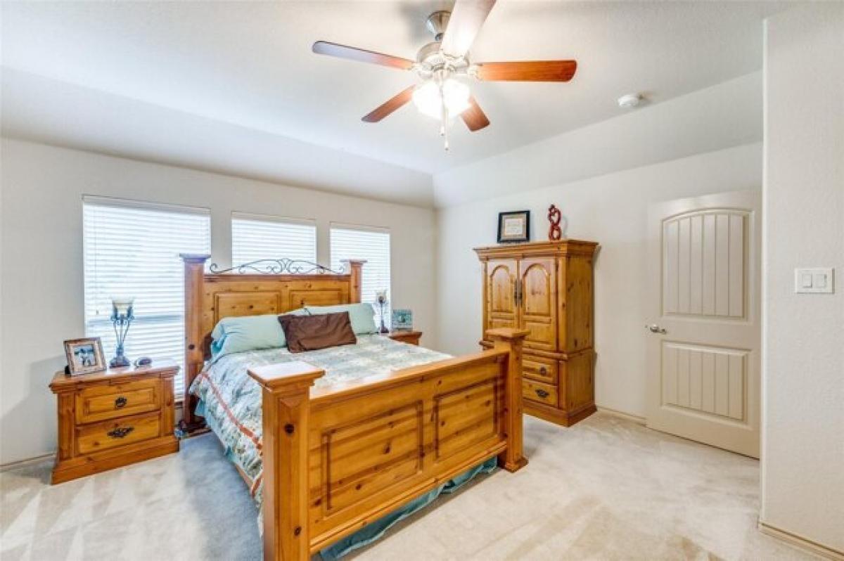 Picture of Home For Sale in Kennedale, Texas, United States