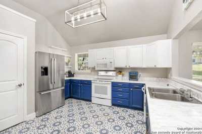 Home For Sale in Bulverde, Texas