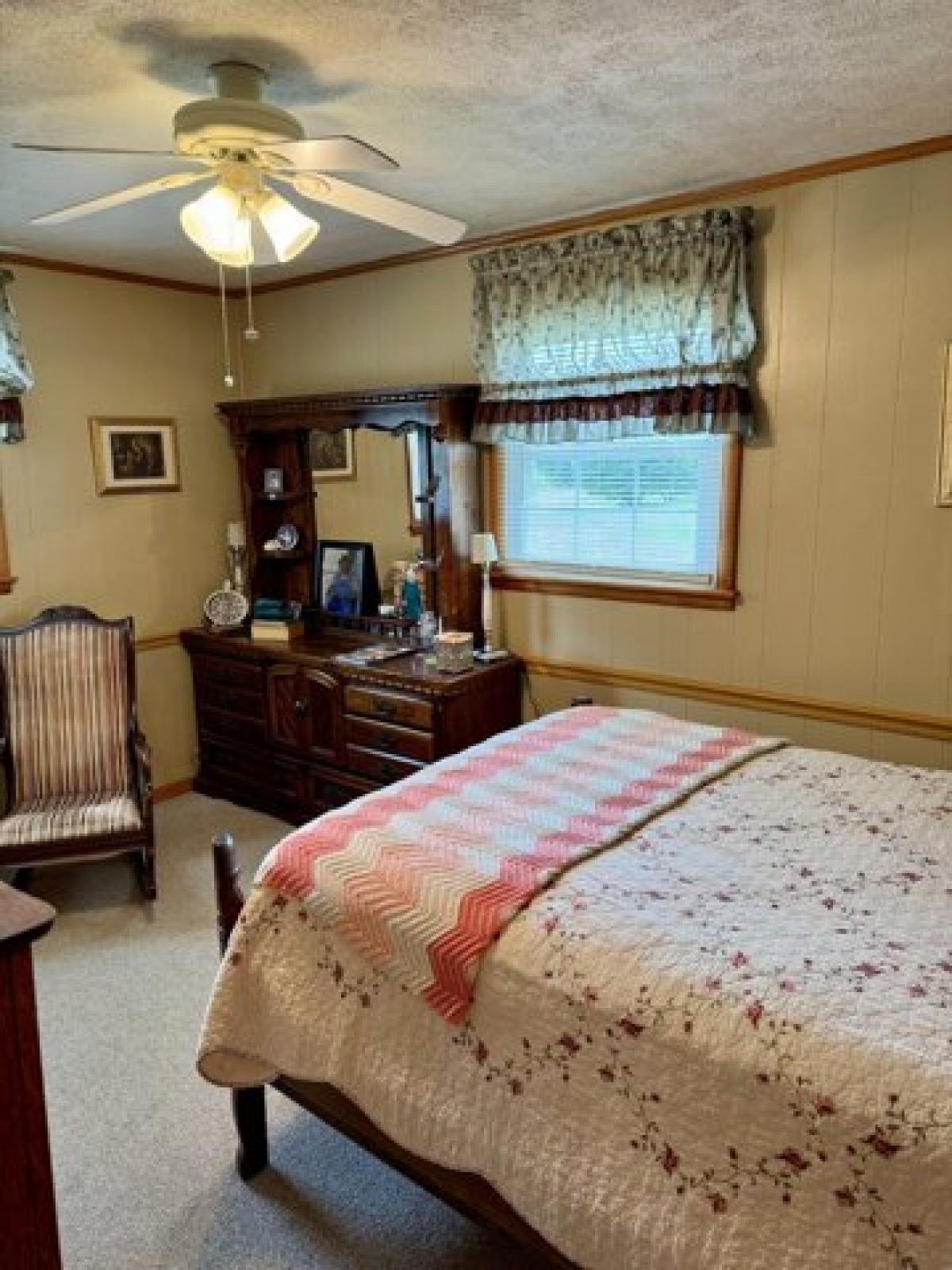 Picture of Home For Sale in Dickson, Tennessee, United States