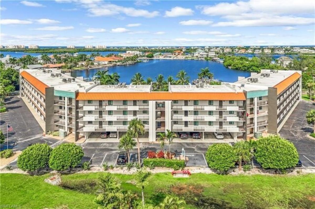 Picture of Home For Sale in Bonita Springs, Florida, United States