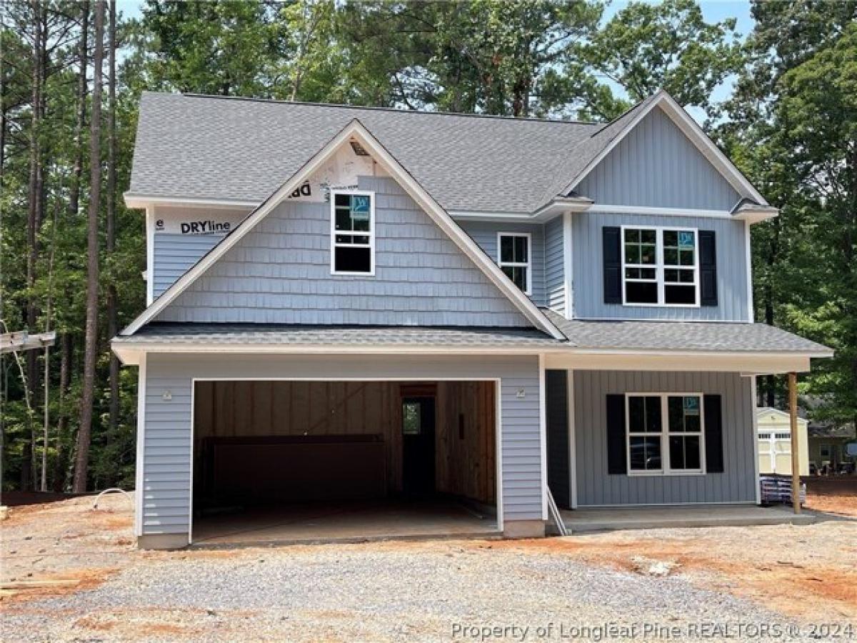 Picture of Home For Sale in Sanford, North Carolina, United States