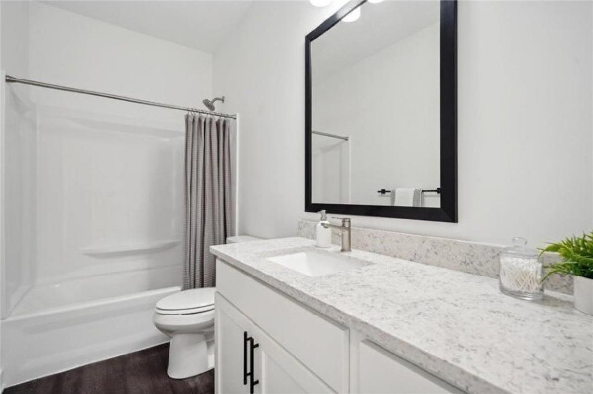 Picture of Home For Sale in Richfield, Minnesota, United States