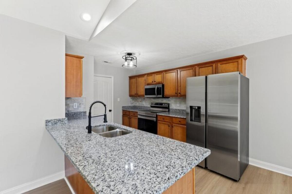 Picture of Home For Sale in Georgetown, Kentucky, United States