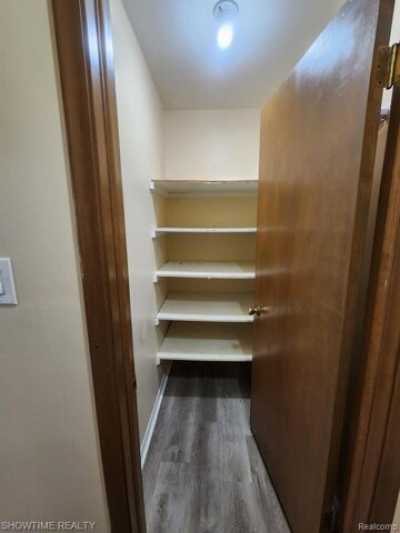 Home For Sale in Sterling Heights, Michigan