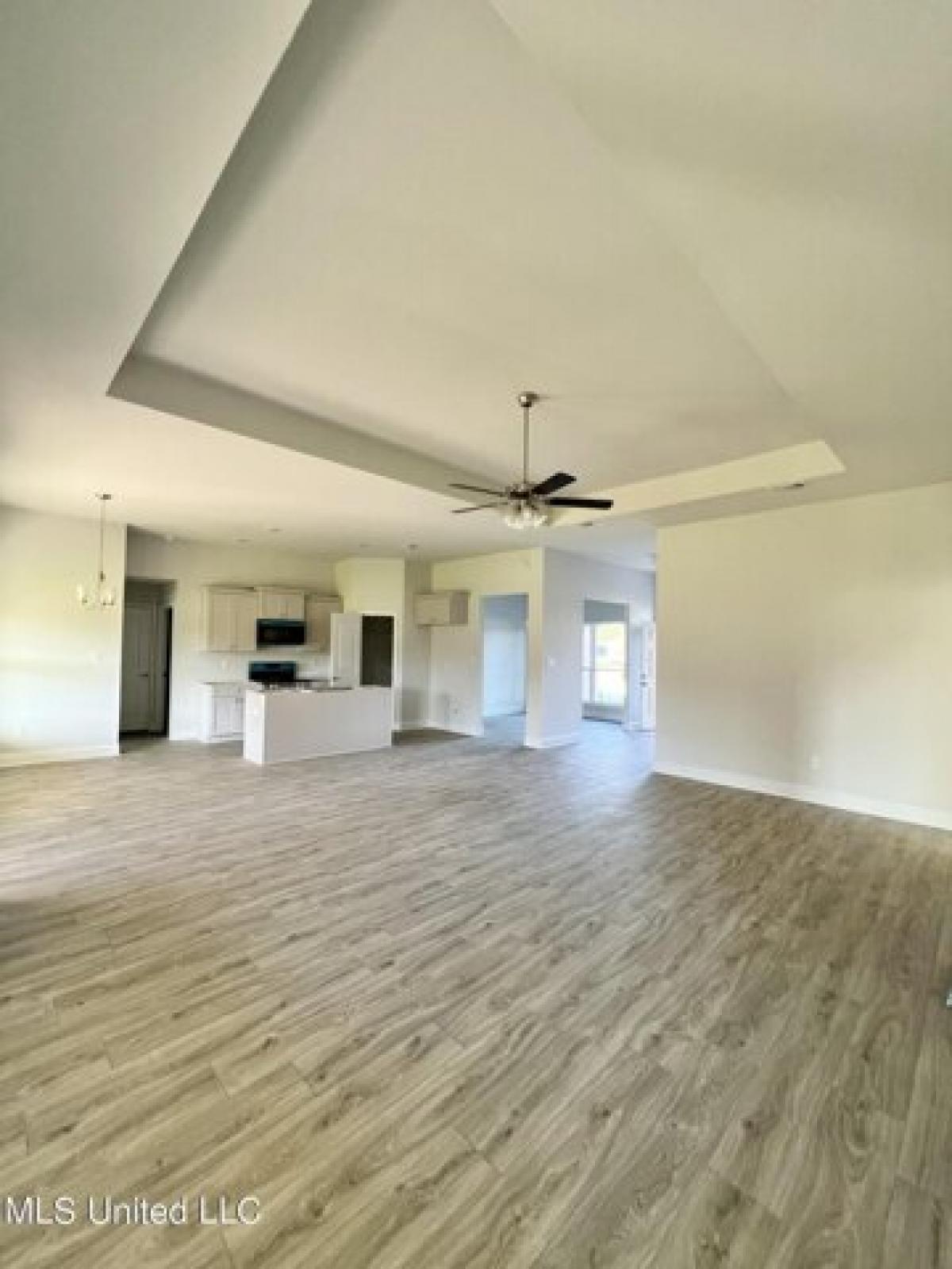 Picture of Home For Sale in Biloxi, Mississippi, United States