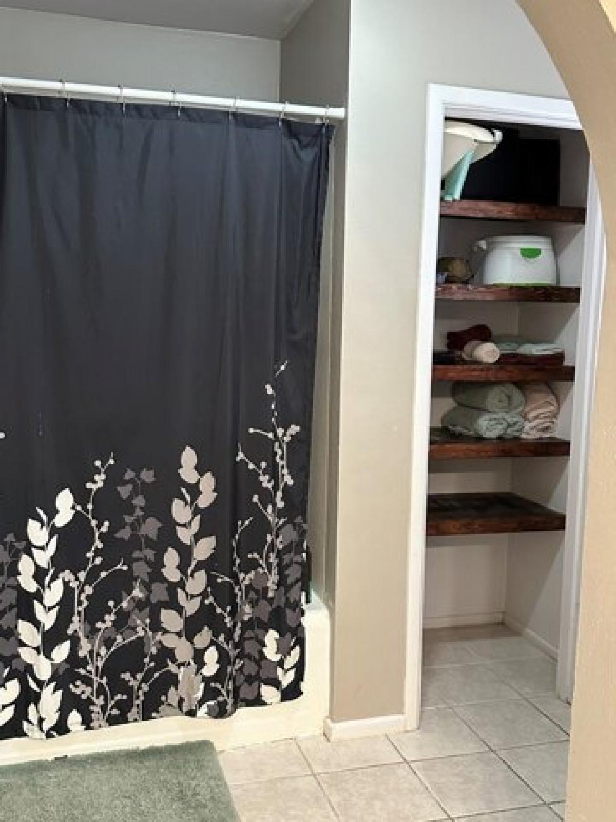 Picture of Home For Sale in Midland, Texas, United States