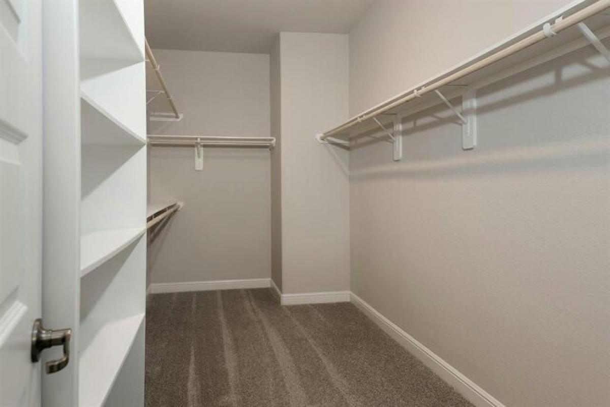 Picture of Home For Sale in The Woodlands, Texas, United States