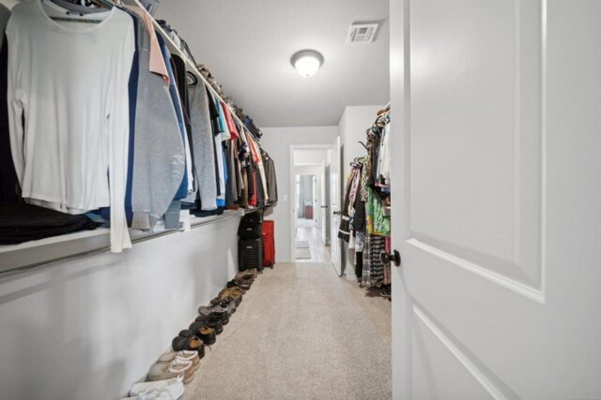 Picture of Home For Sale in Owasso, Oklahoma, United States