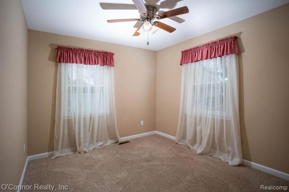 Picture of Home For Sale in Port Huron, Michigan, United States