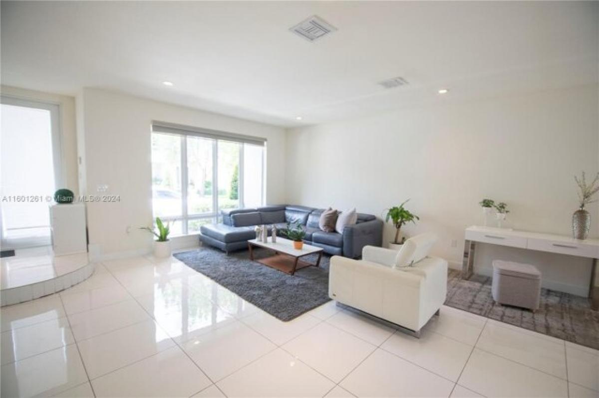 Picture of Home For Rent in Doral, Florida, United States