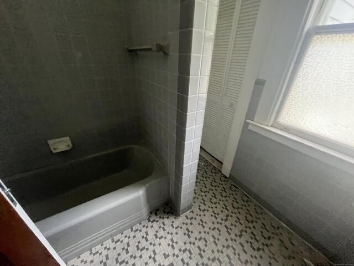 Picture of Home For Rent in New Haven, Connecticut, United States