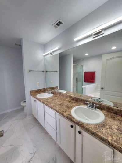 Home For Rent in Pensacola, Florida