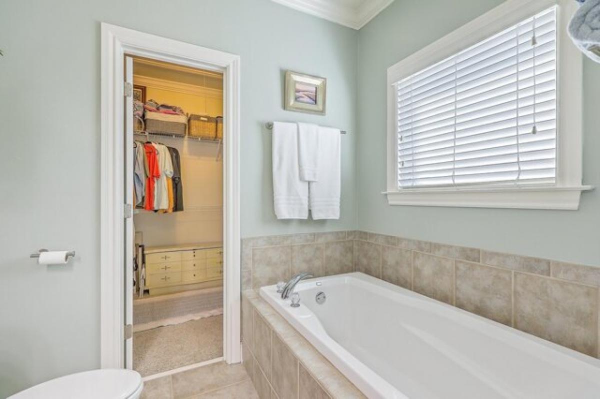 Picture of Home For Sale in Charleston, South Carolina, United States