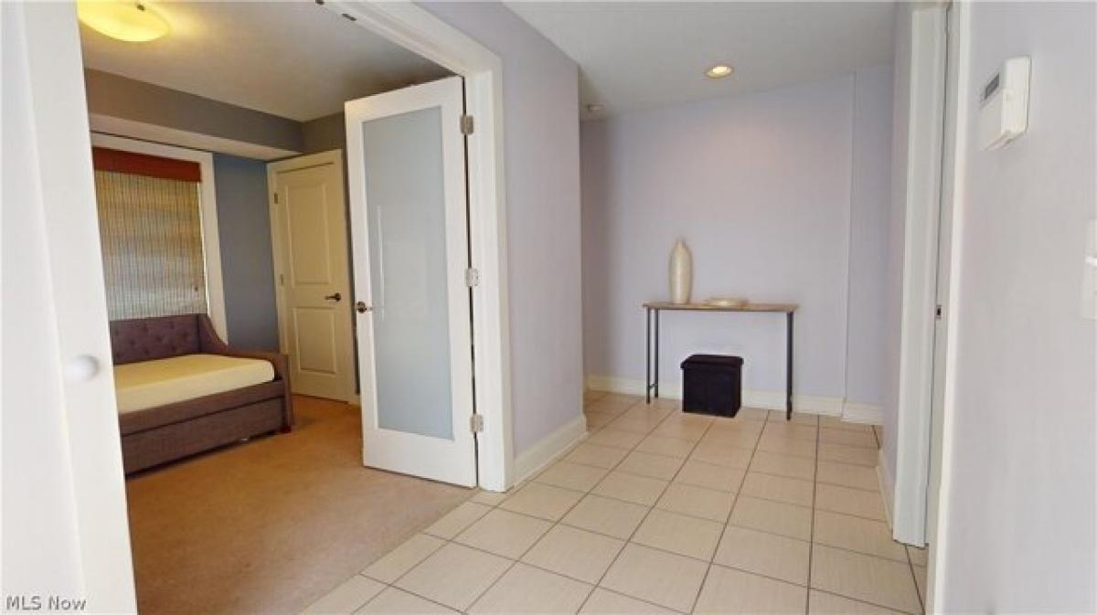 Picture of Home For Sale in Cleveland Heights, Ohio, United States