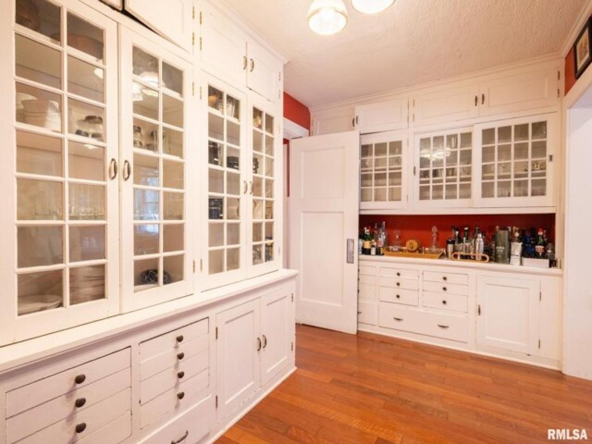 Picture of Home For Sale in Peoria, Illinois, United States