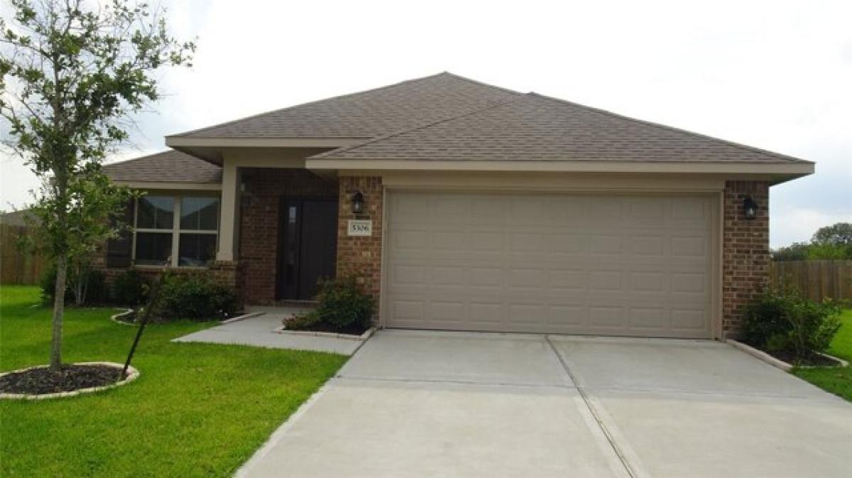 Picture of Home For Sale in Dickinson, Texas, United States