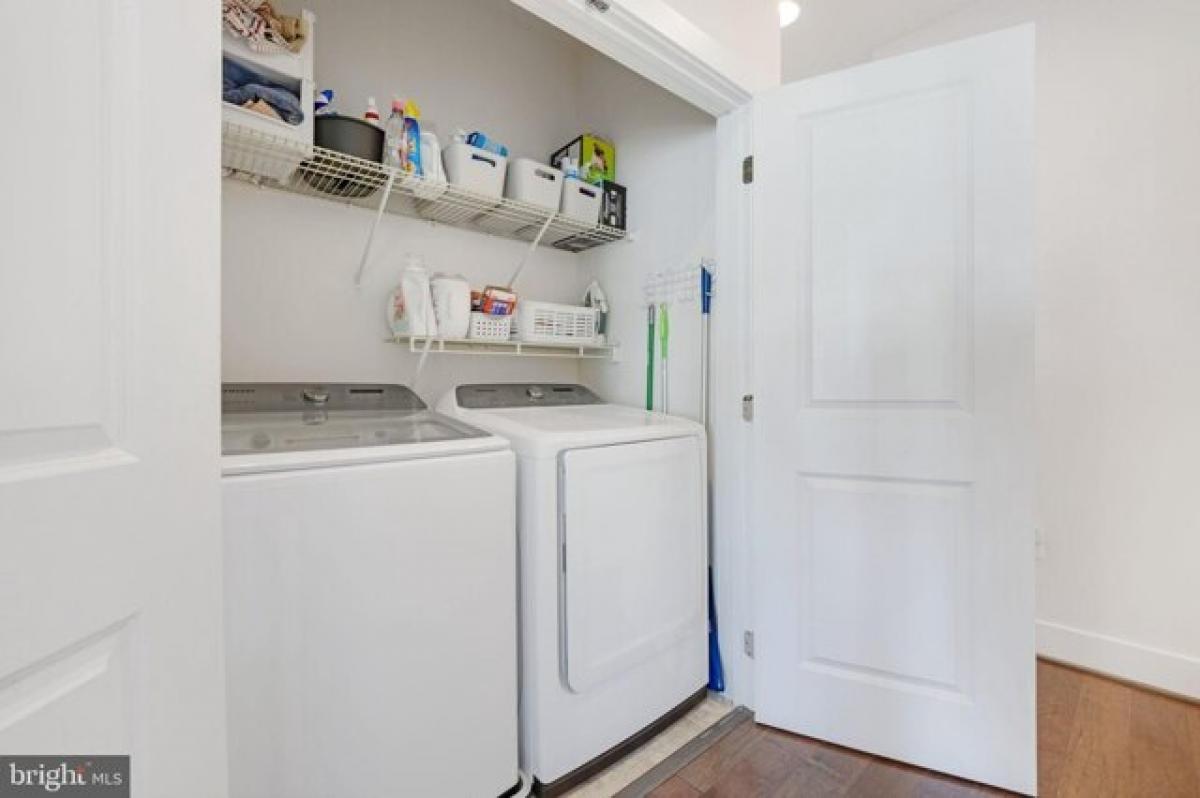 Picture of Home For Sale in Alexandria, Virginia, United States