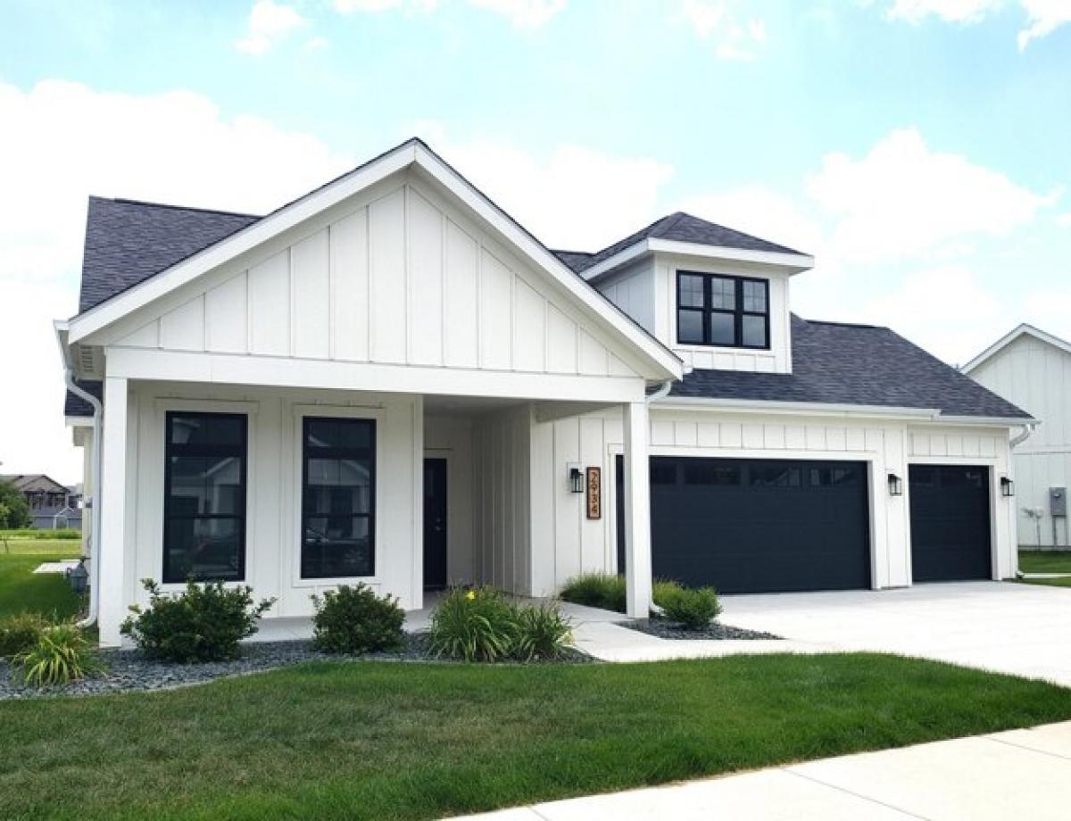 Picture of Home For Sale in Ames, Iowa, United States