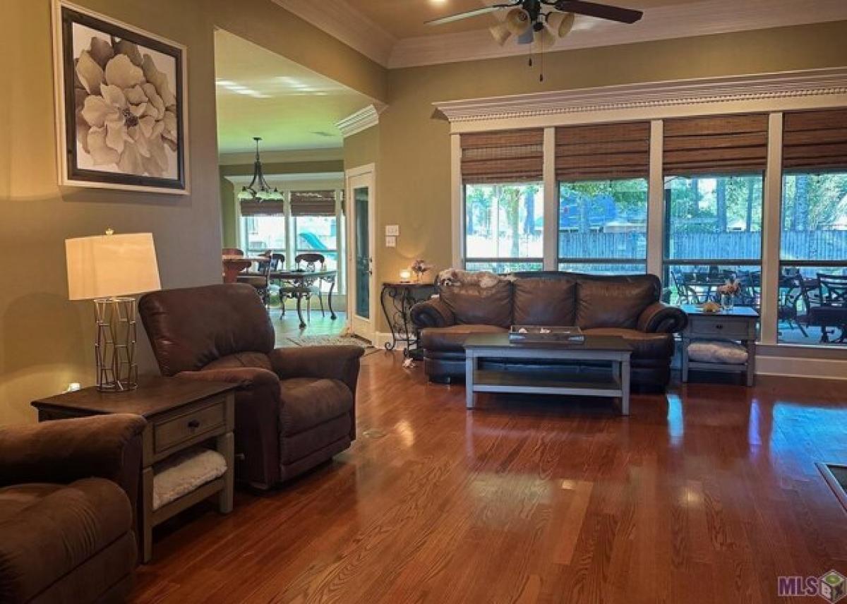 Picture of Home For Sale in Denham Springs, Louisiana, United States