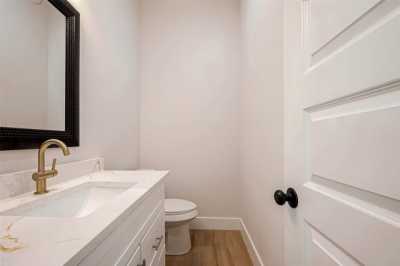 Home For Sale in Angleton, Texas