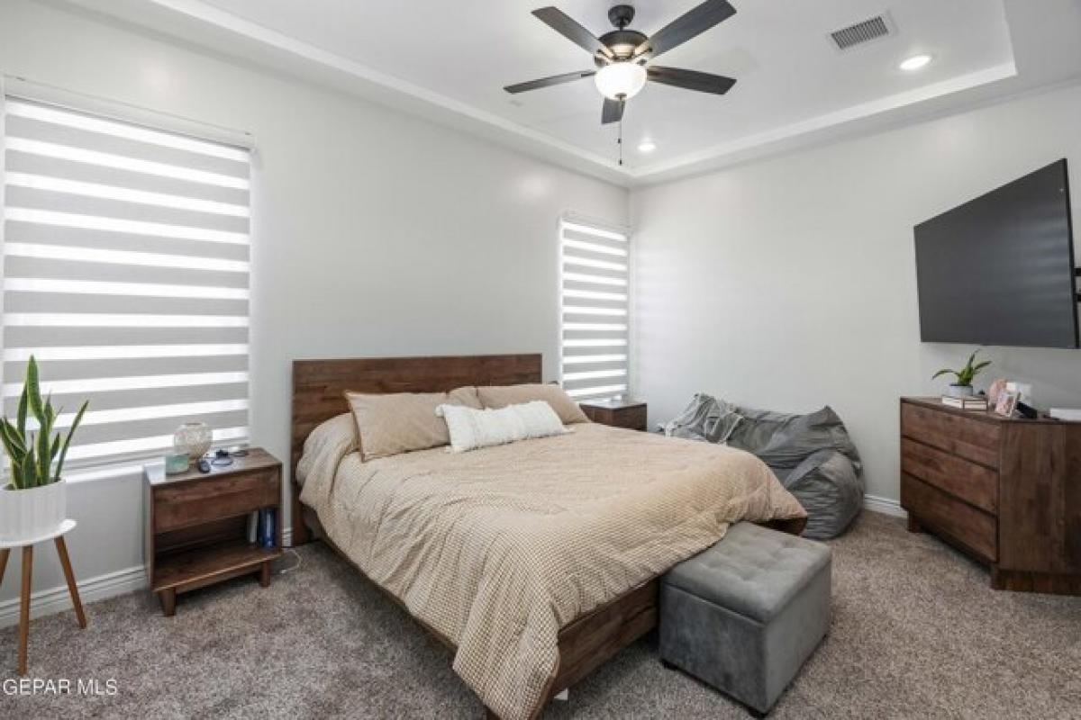 Picture of Home For Sale in Horizon City, Texas, United States