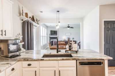 Home For Sale in Hendersonville, Tennessee