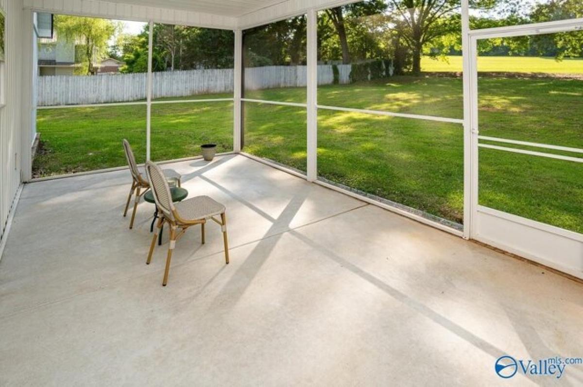 Picture of Home For Sale in Guntersville, Alabama, United States