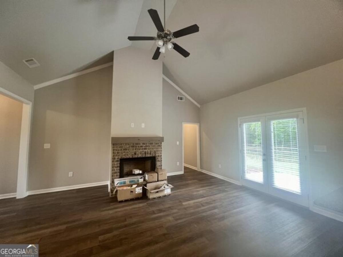 Picture of Home For Sale in Statham, Georgia, United States