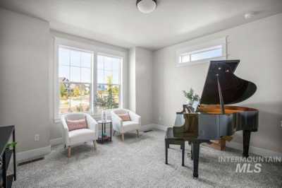 Home For Sale in Eagle, Idaho