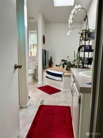 Home For Sale in Graham, Washington