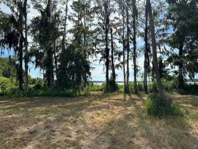 Residential Land For Sale in Crystal River, Florida